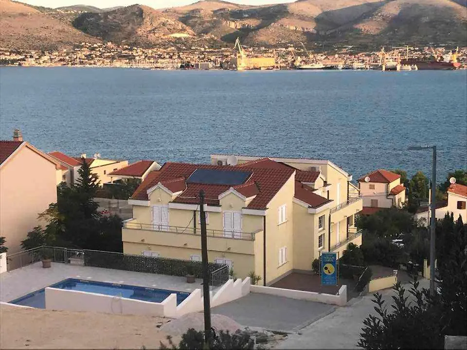 Apartment In Okrug Gornji 6130 Trogir
