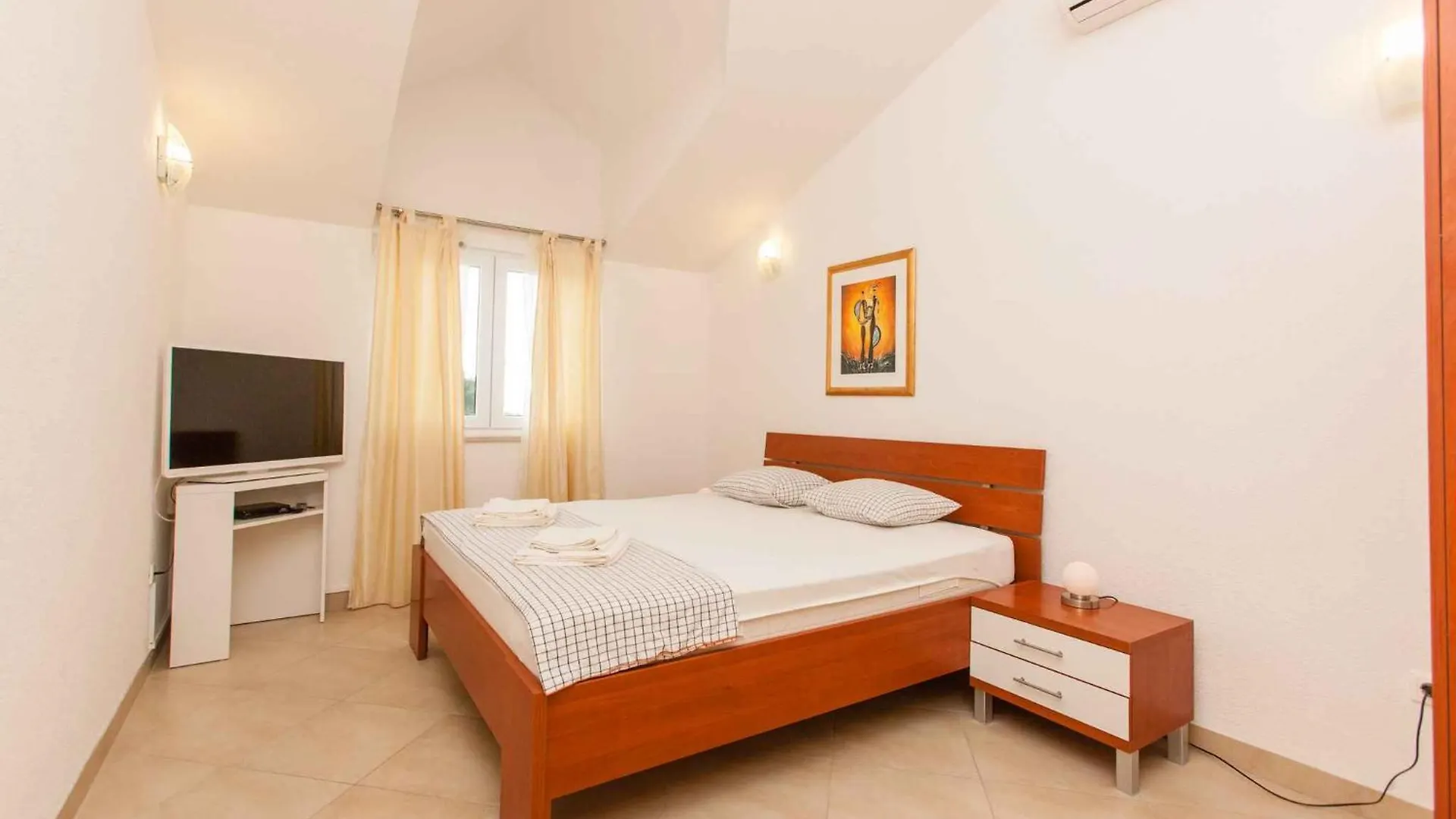 Apartment In Okrug Gornji 6130 Trogir 0*,  Croatia