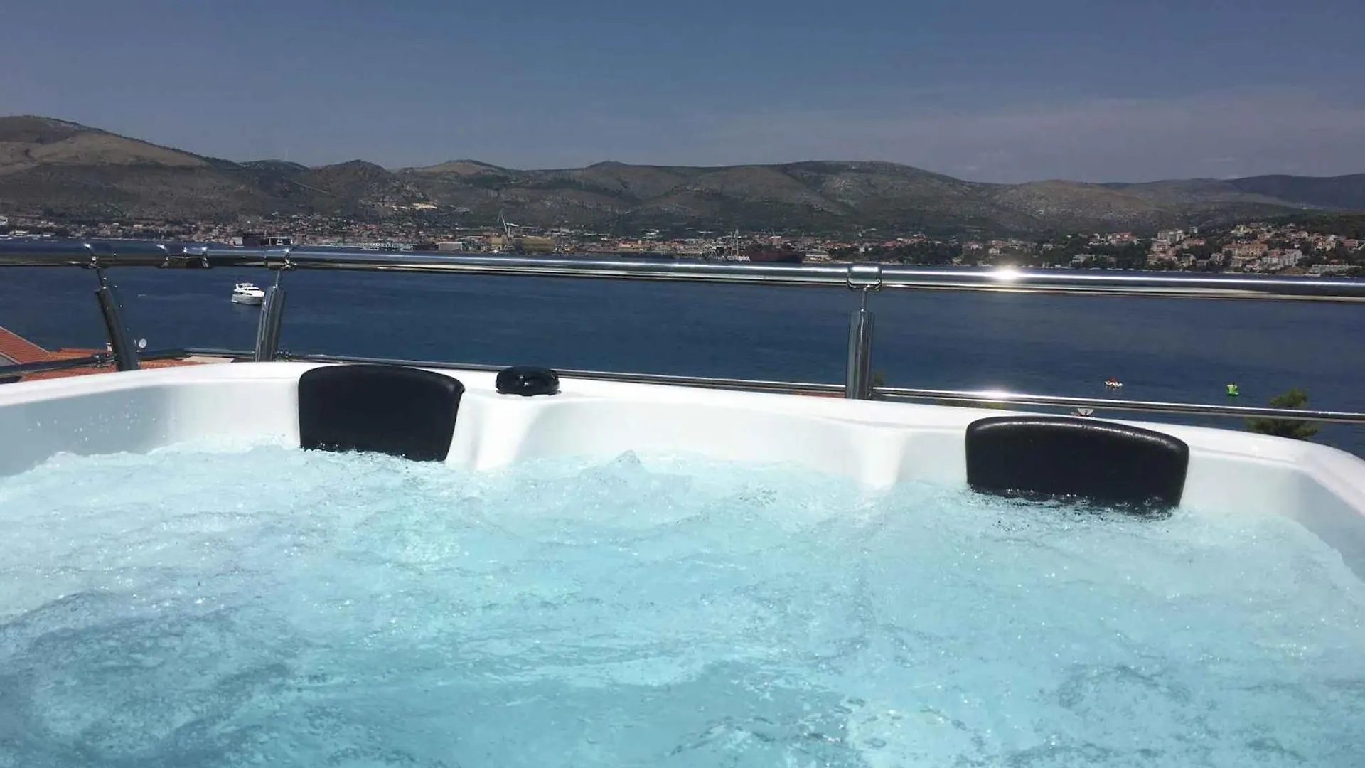 Apartment In Okrug Gornji 6130 Trogir