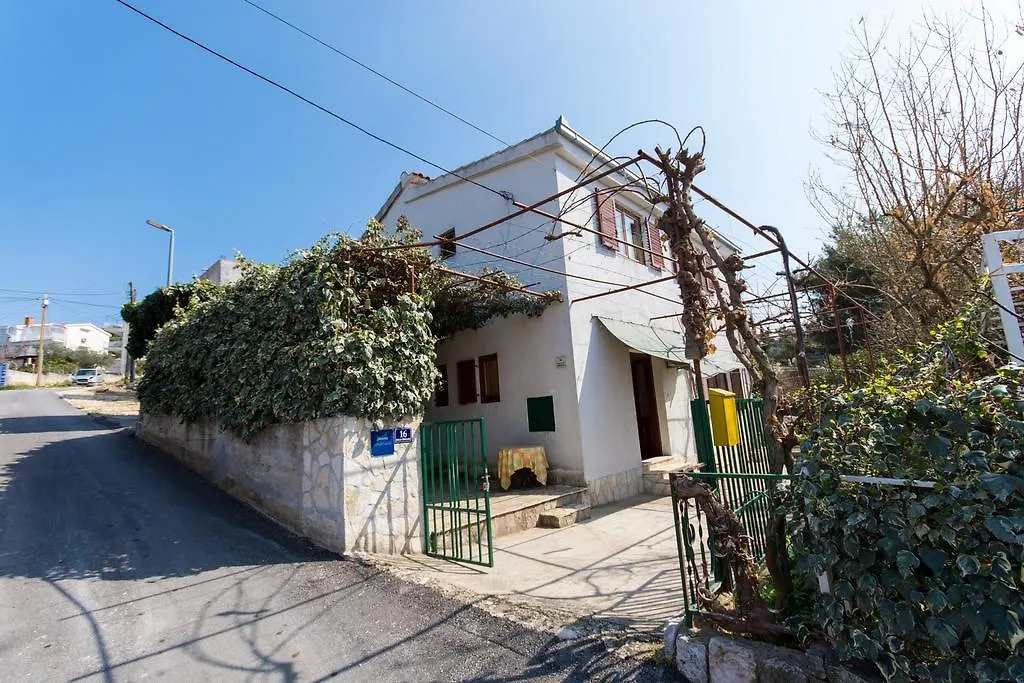 Apartment In Okrug Gornji 6130 Trogir